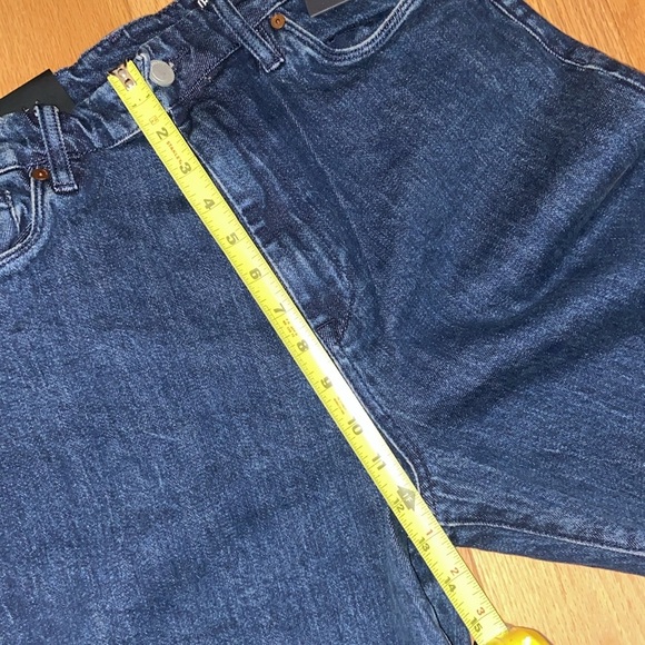 NWT BLANKNYC The Cooper Long Slim Straight Jean in size 30 - Picture 13 of 14